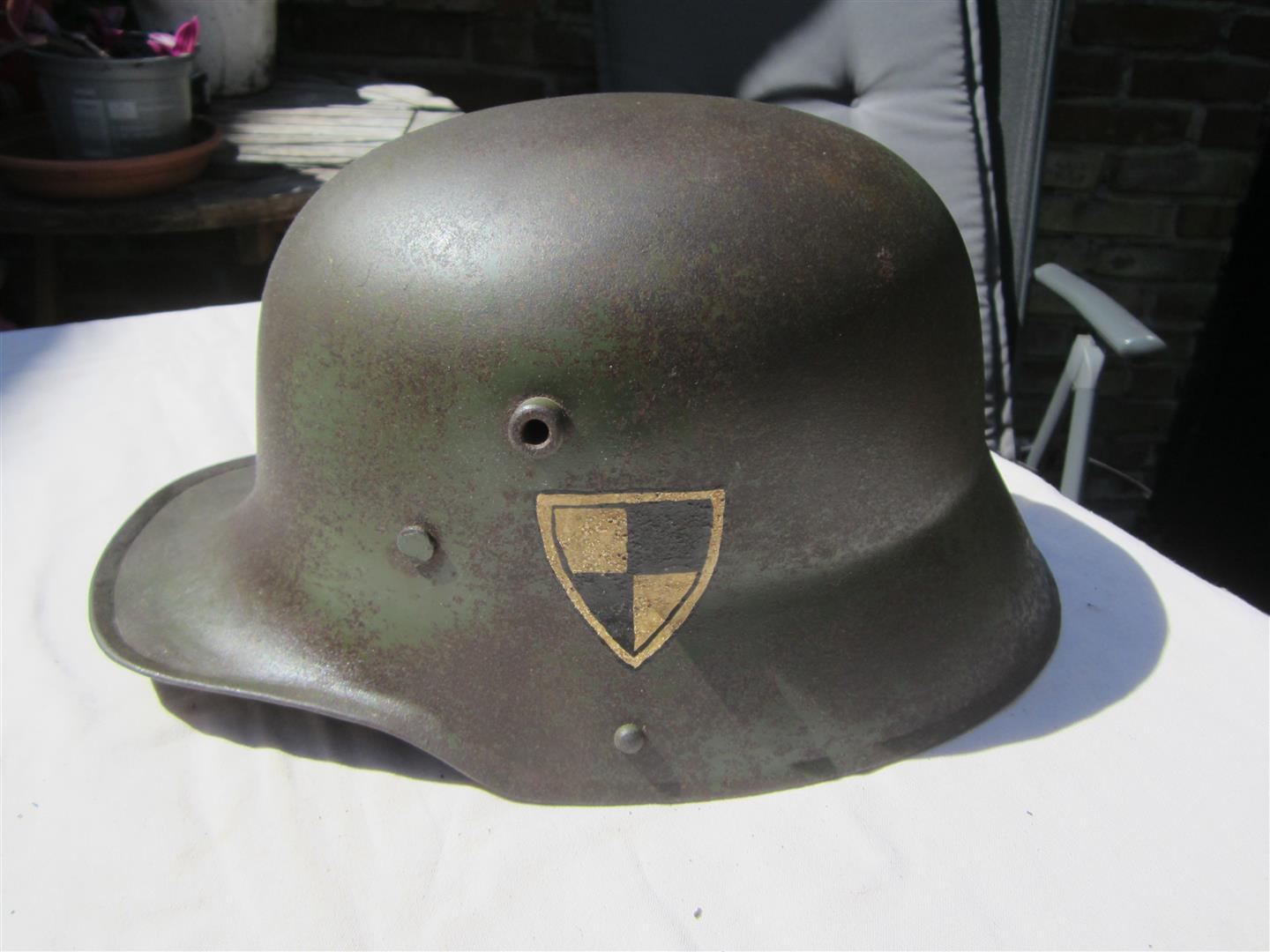 WW1 German M17 Helmet - 1st Prussian Foot Guards